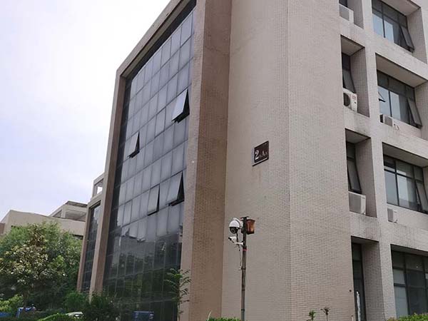 YP街机电子办公楼